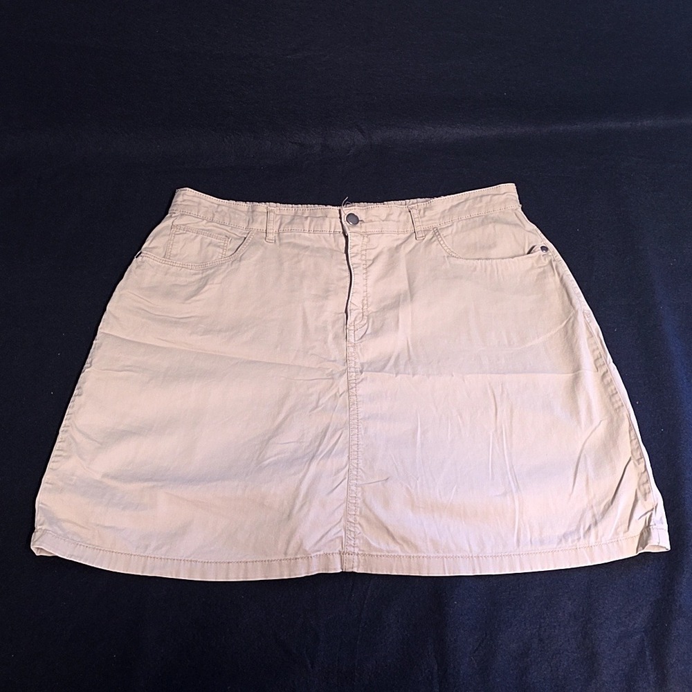Croft & Barrow Skort Women 14 Tan Khaki Classic Fit Stretch Cotton Twill Mini